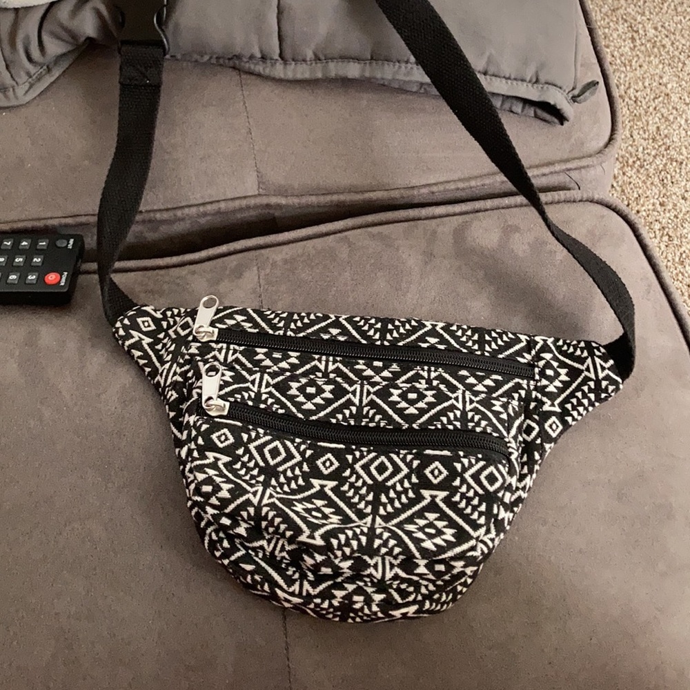 Cross body/Fanny pack